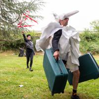 Les Philosophes Barbares - La recomposition des mondes - 24ème festival Graines de Rue ©Dominique Trillaud